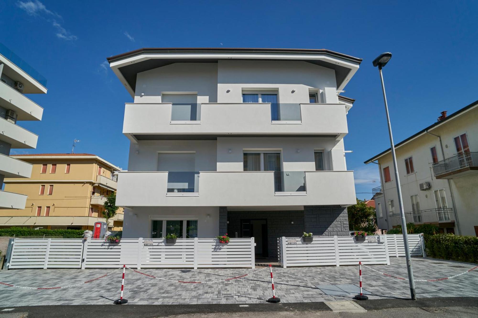 Villa Borghesi Suites Fronte Mare Rimini Luaran gambar